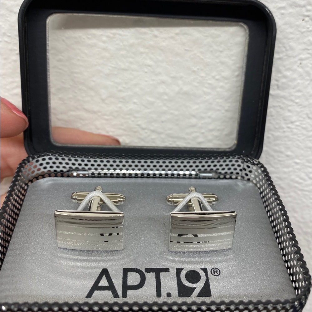 Cuff links by Apt 9